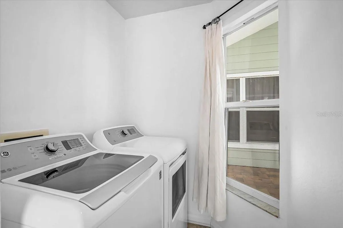 Inside Laundry