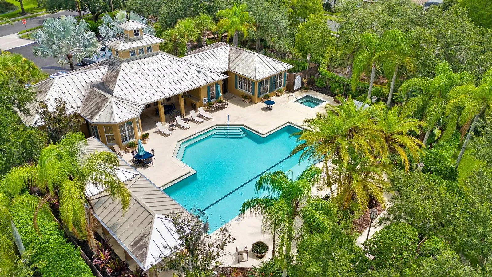 Clubhouse Pool