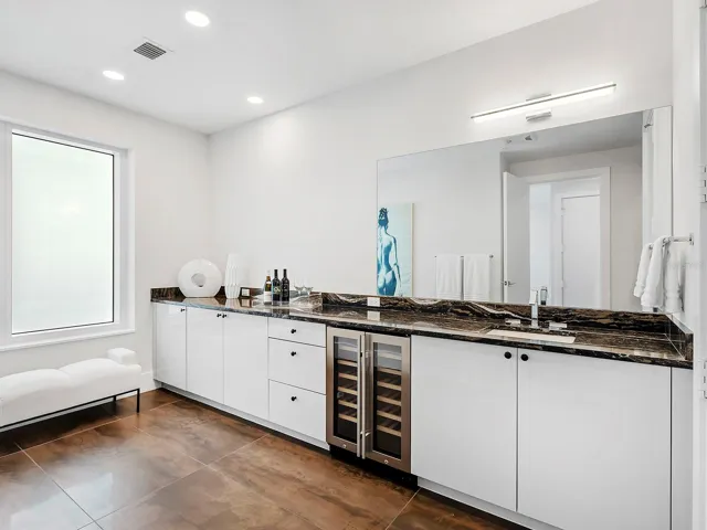 Ensuite Bath