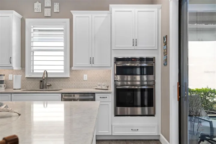 Built-in microwave and oven.