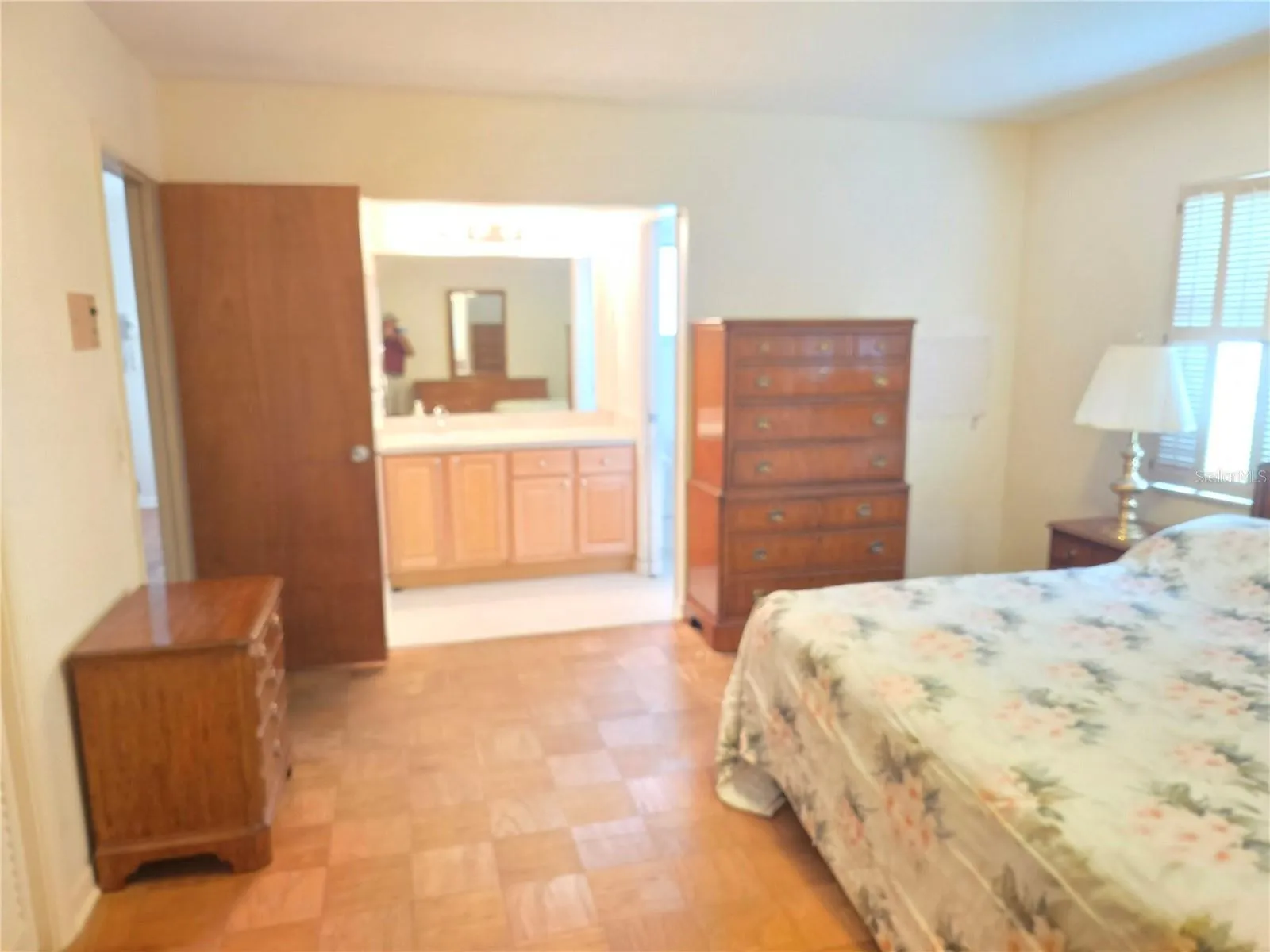 master bedroom with en suite bathroom