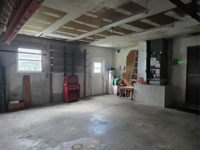 garage