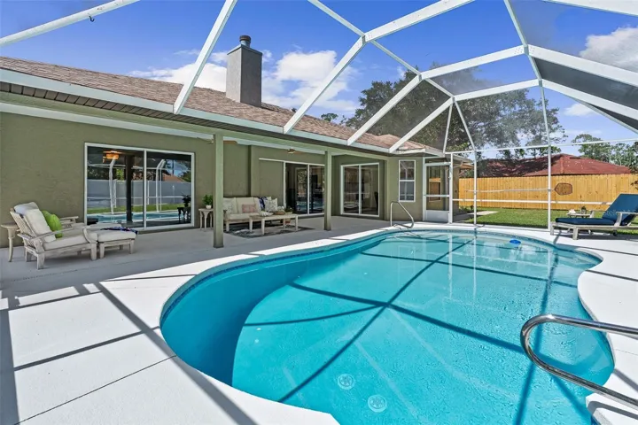 Exquisite 3 Bedroom, 2 Bathroom Home