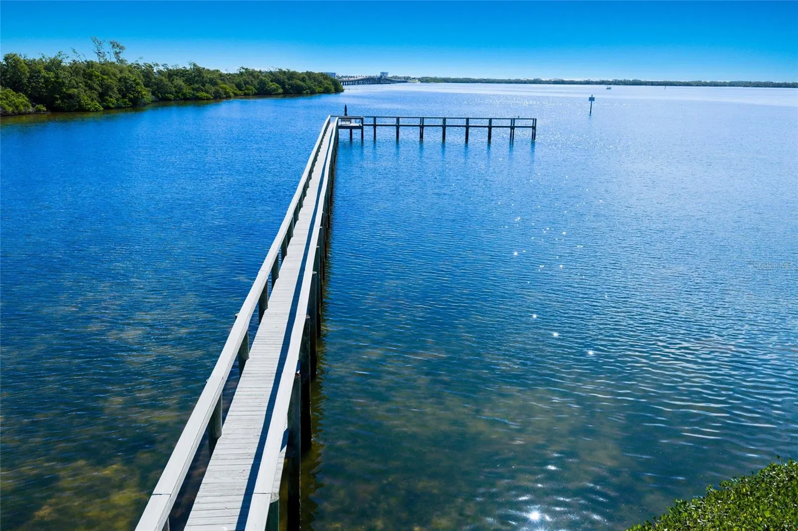 Fishing pier