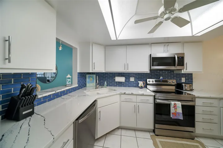 Eat in kitchen
