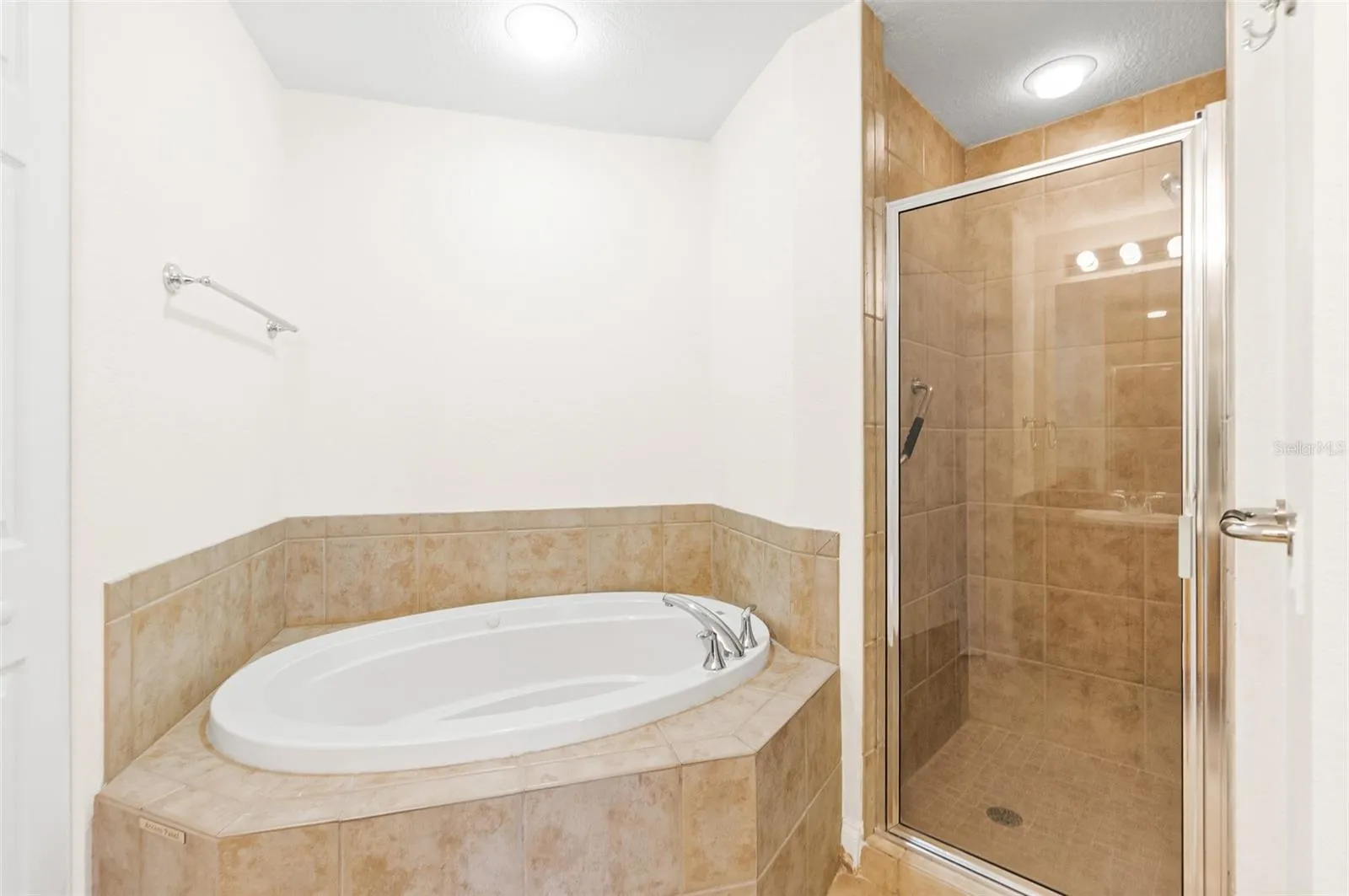 Tub and shower