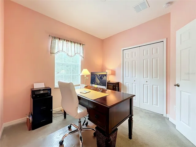 Front bedroom 2