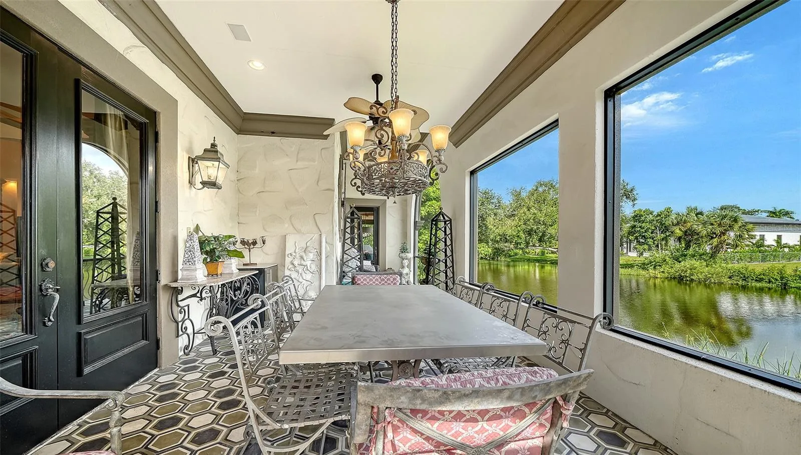 A Beautiful Setting for Outdoor Dining