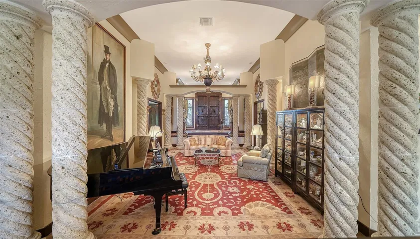 Elegant Living Room