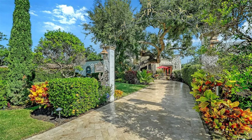 Lush Front Lawn & Entry