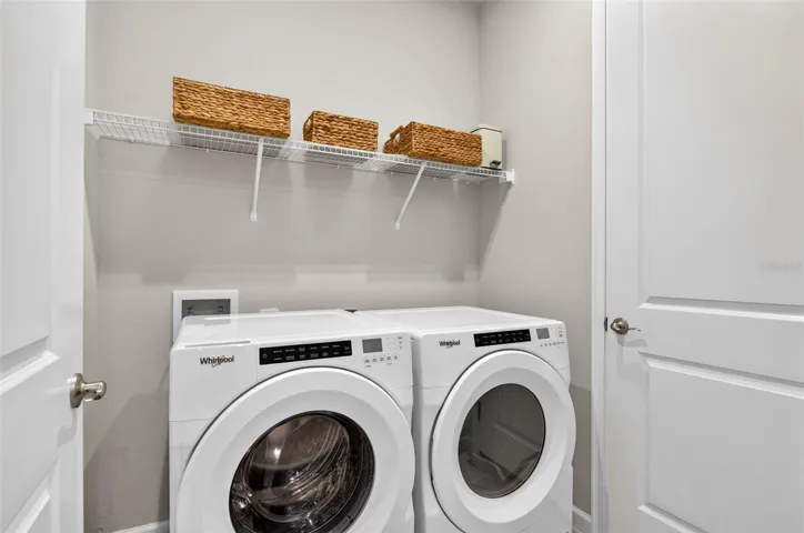 Washer &amp; Dryer included