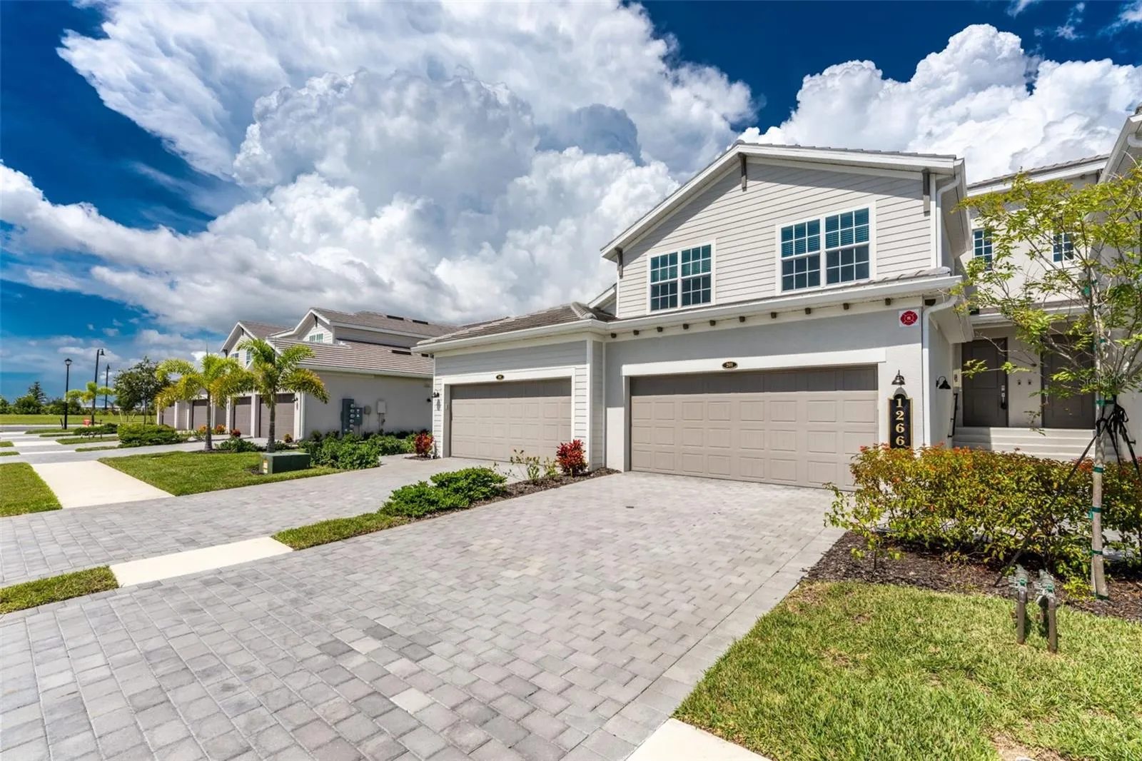 Extra Large Drive Way with Oversized Garage