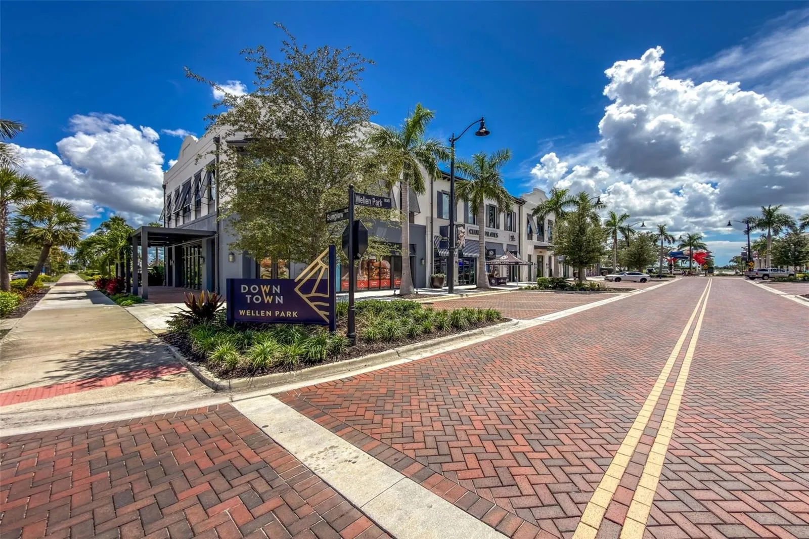 Downtown Wellen Park - Shops, Dining &amp; Boutiques