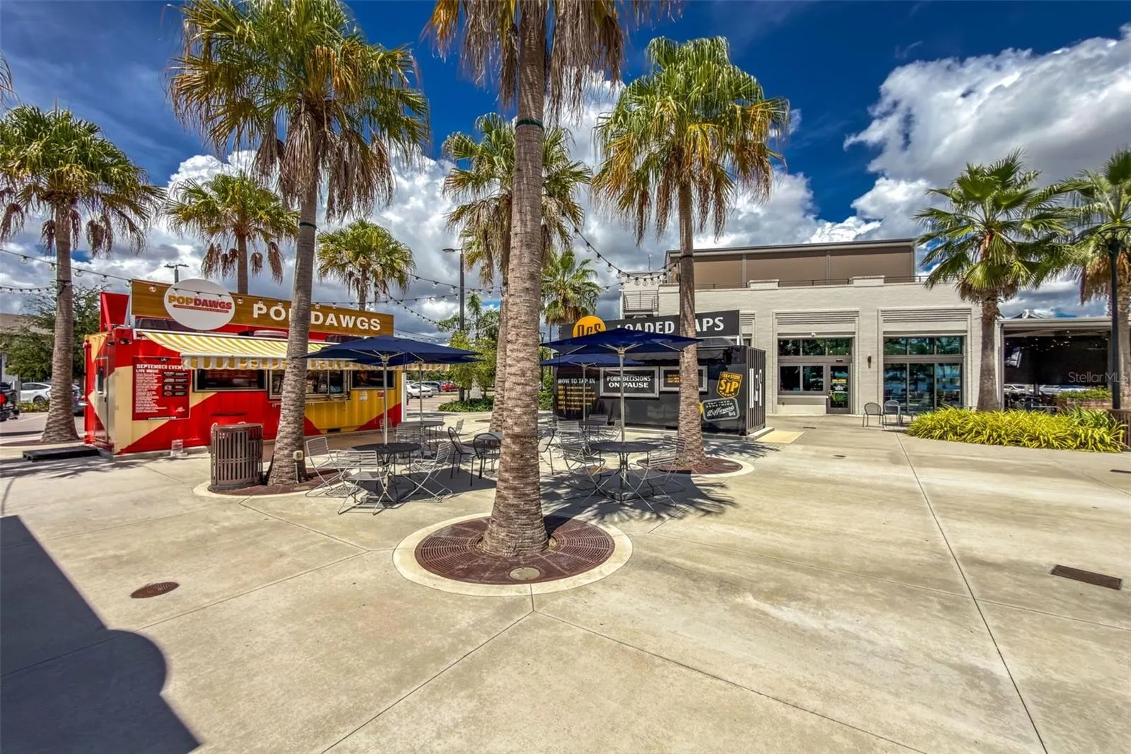 Downtown Wellen Park Food Trucks &amp; Outdoor Dining