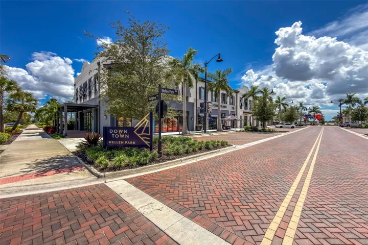 Downtown Wellen Park - Shops, Dining &amp; Boutiques
