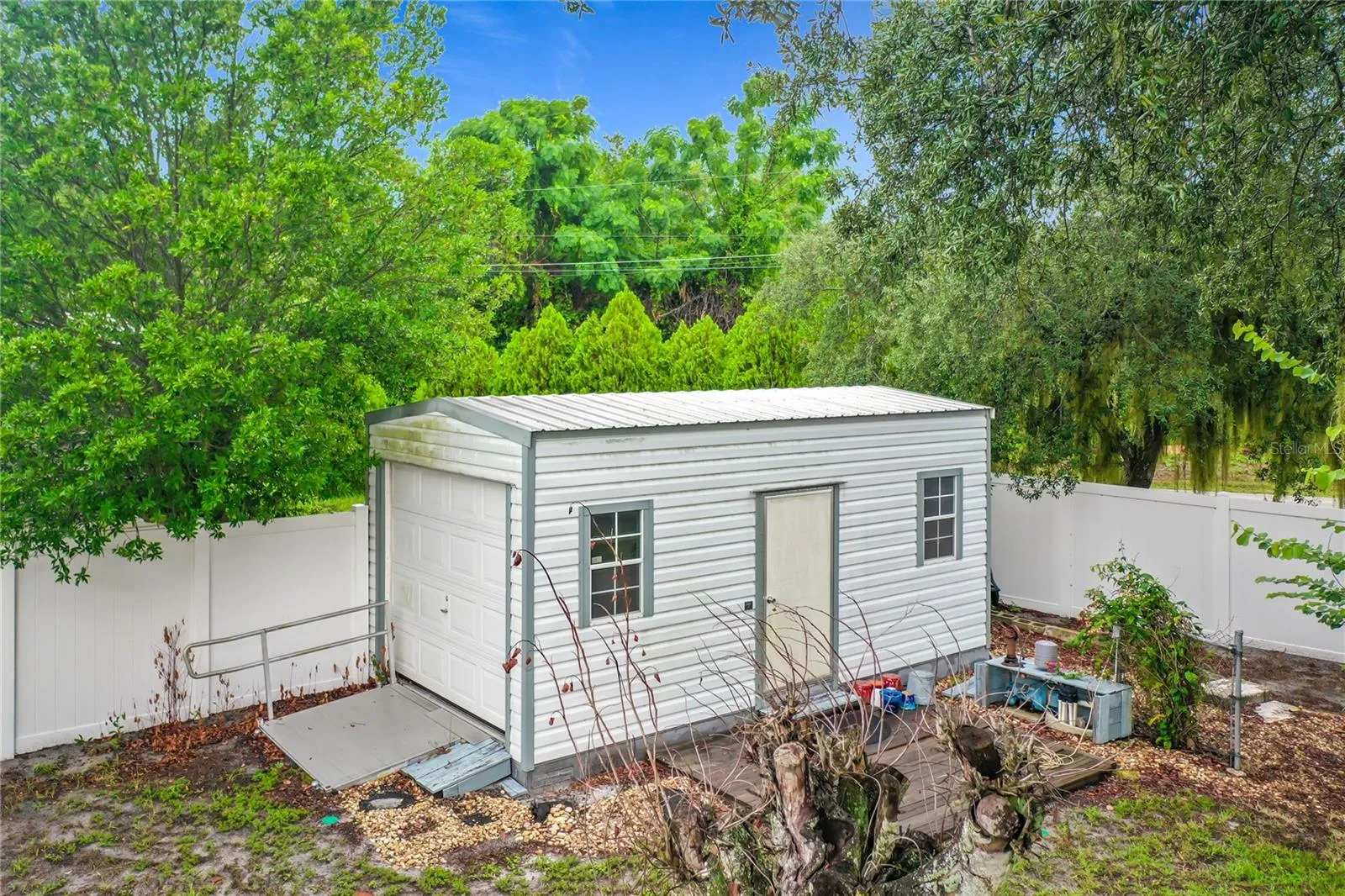Storage shed