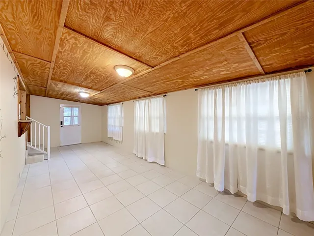 2nd Living Area