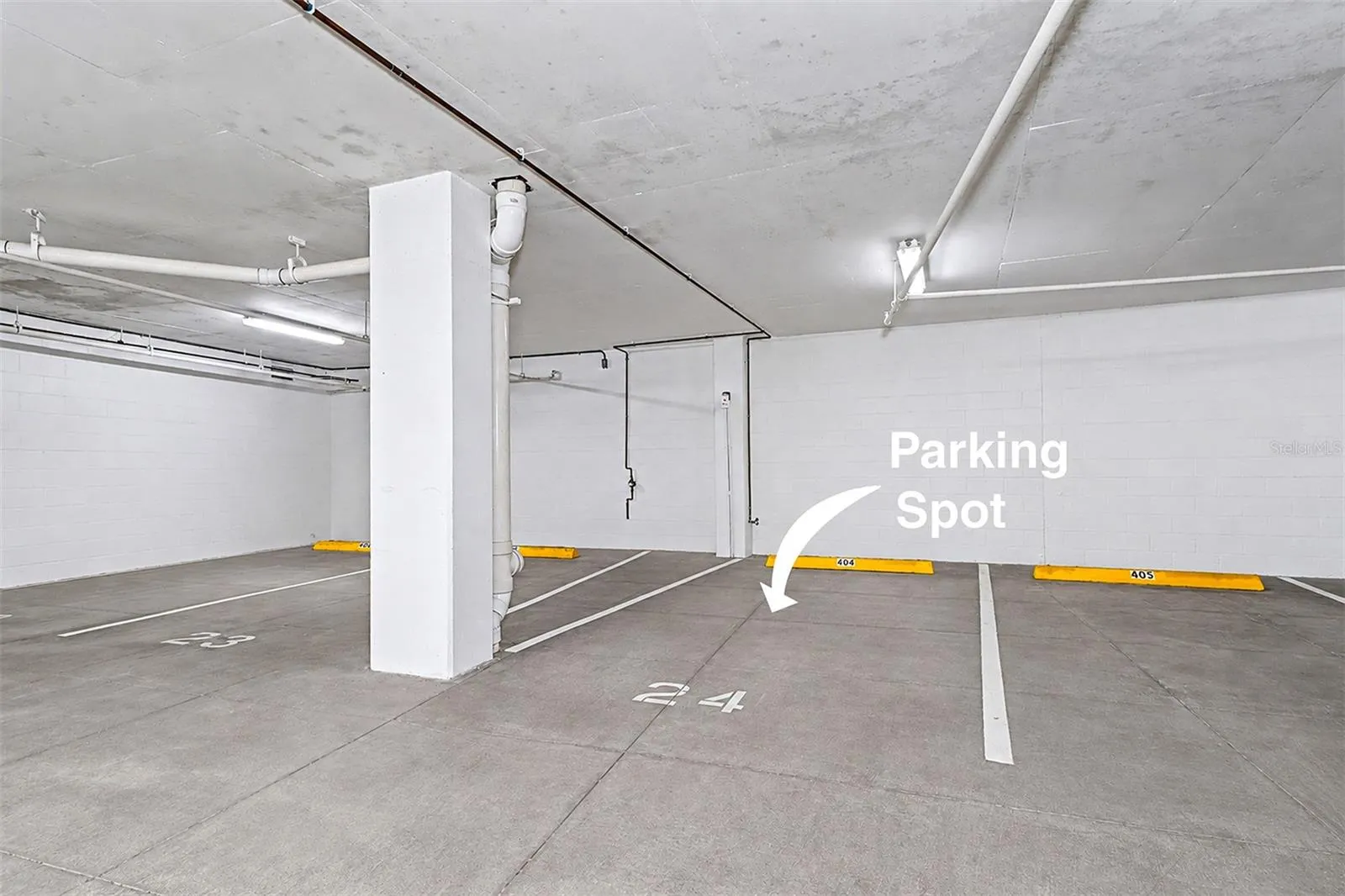... Sereno Residnece 404 Conveys with Garage Spot # 24 and Exterior Spot # 82.. There are also Visitor Parking Spots outside for Your Guests...