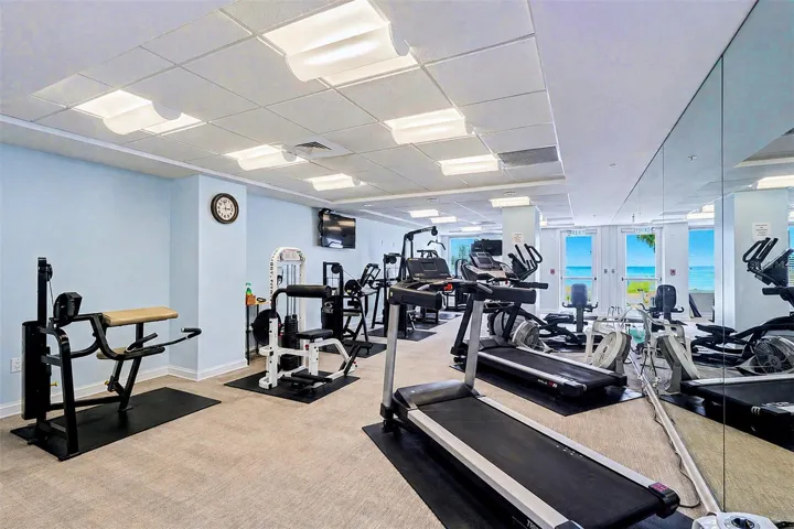 ... The Sereno Enjoys it's own Waterfront Workout Facility Next to Clubhouse on the 2nd Floor of Complex.