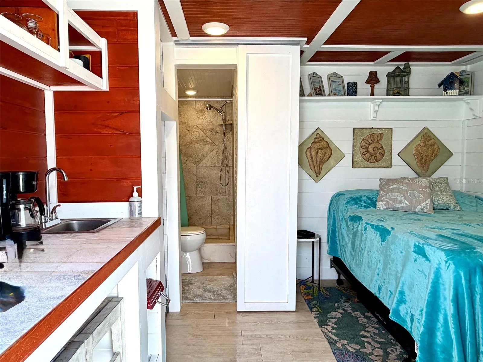 Bonus 1 bedroom