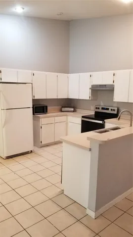 Kitchen 3