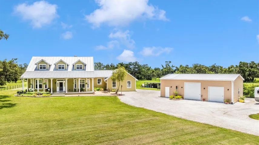 Country Estate Living in Sarasota County
