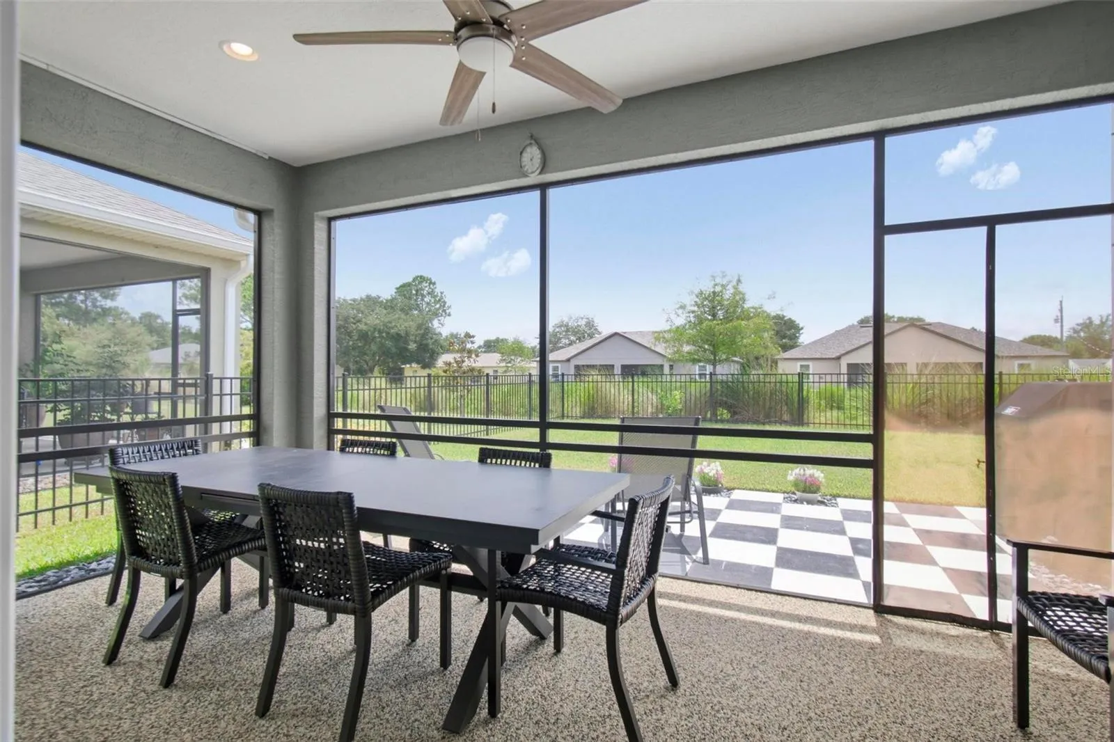 Lanai with epoxied/pebble floor