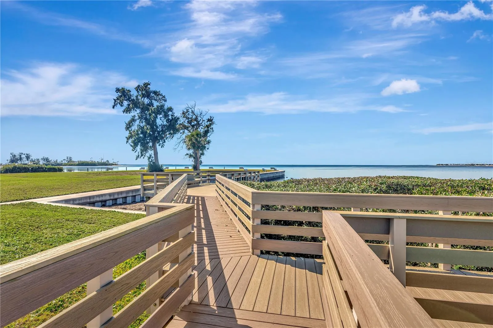 Private community boardwalk