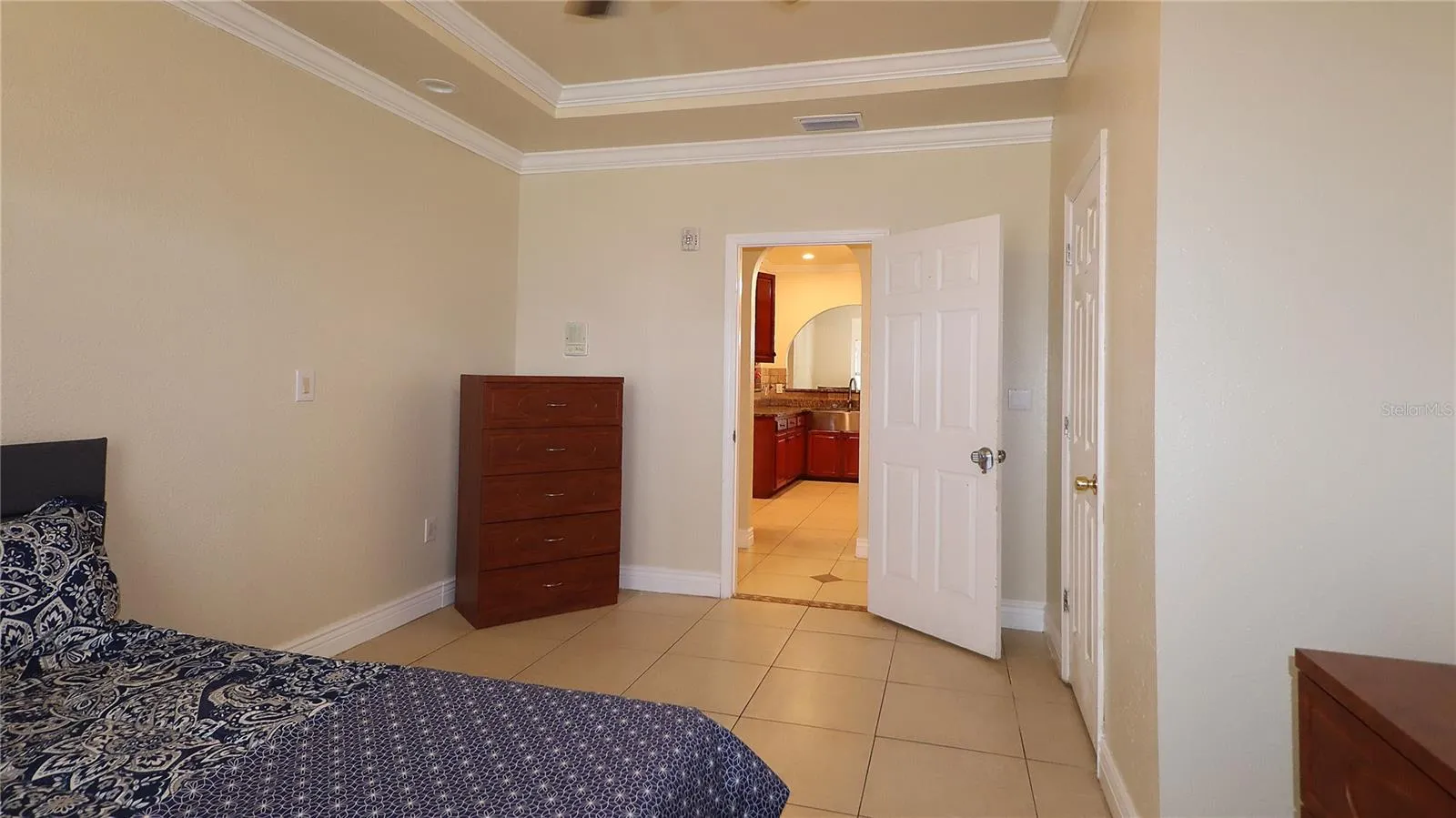 Bdrm next to laundry...