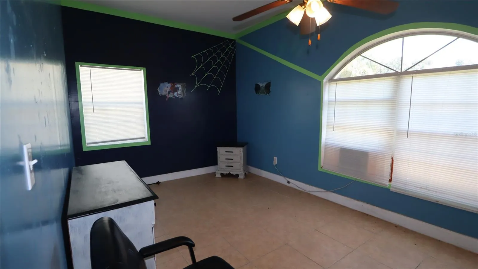 and large windows!
