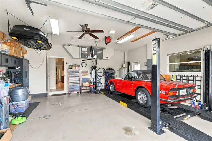 Car Lift is negotiable