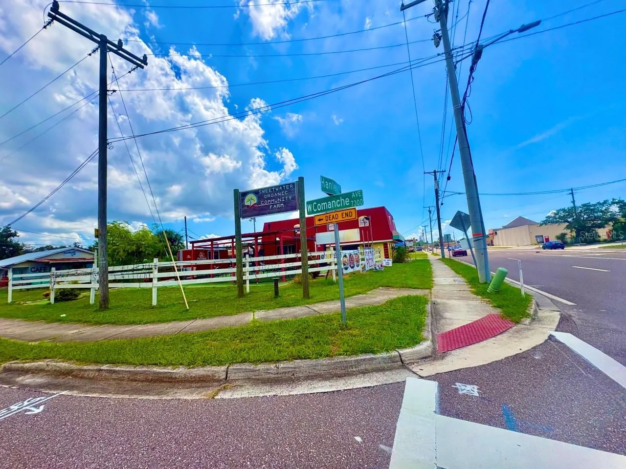 Corner lot Hanley Rd
