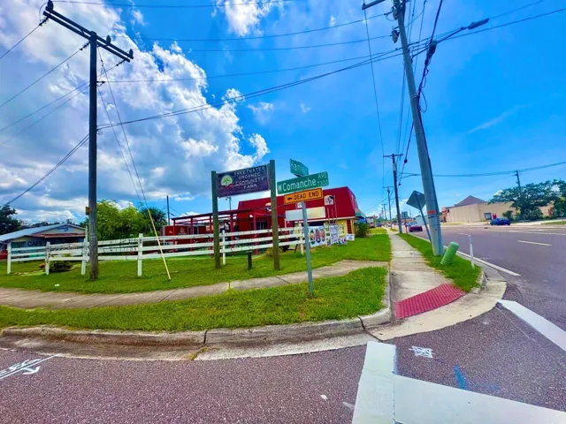 Corner lot Hanley Rd