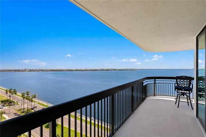 Enjoy panoramic views of iconic Bayshore Boulevard and the sparkling waters of Hillsborough Bay.