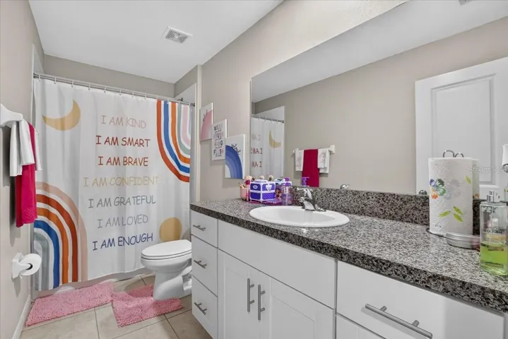 Upstairs- Full Bathroom