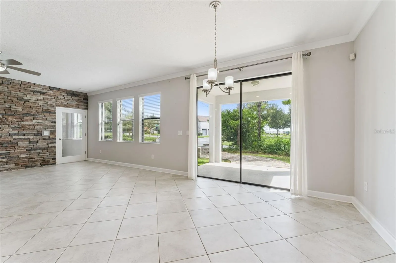 Spacious great room