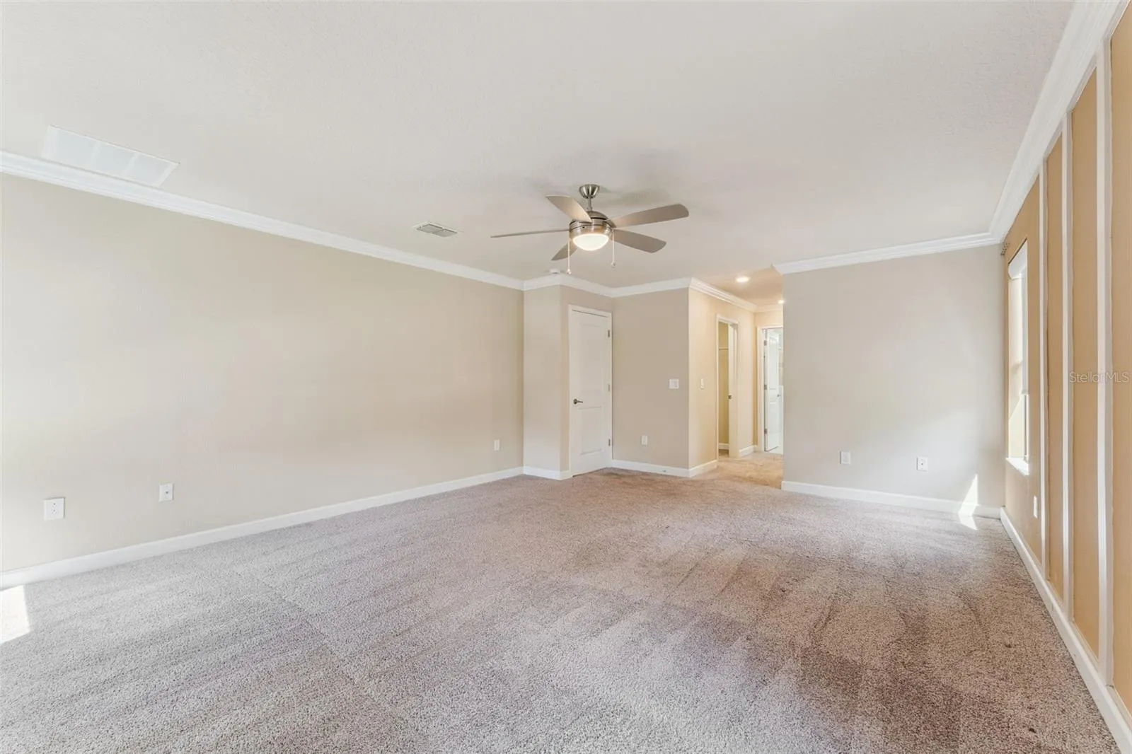 2 walk in closets too