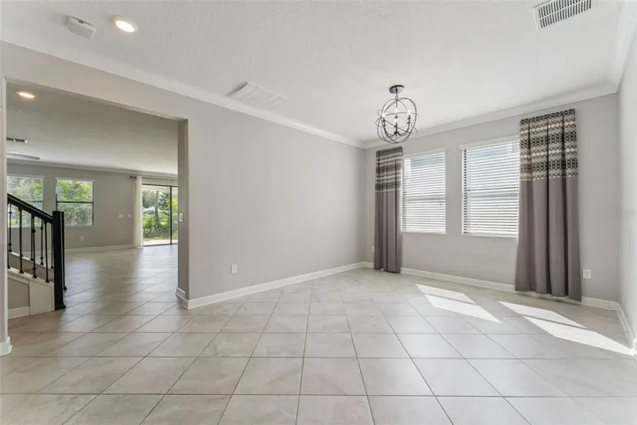 Large foraml dining room