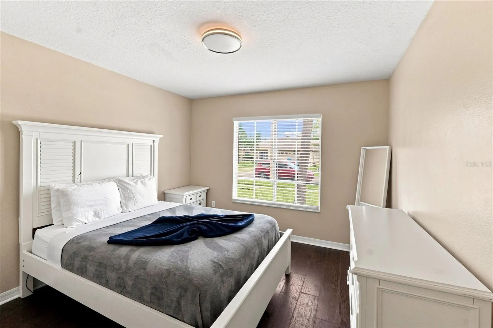 Spacious Bedroom