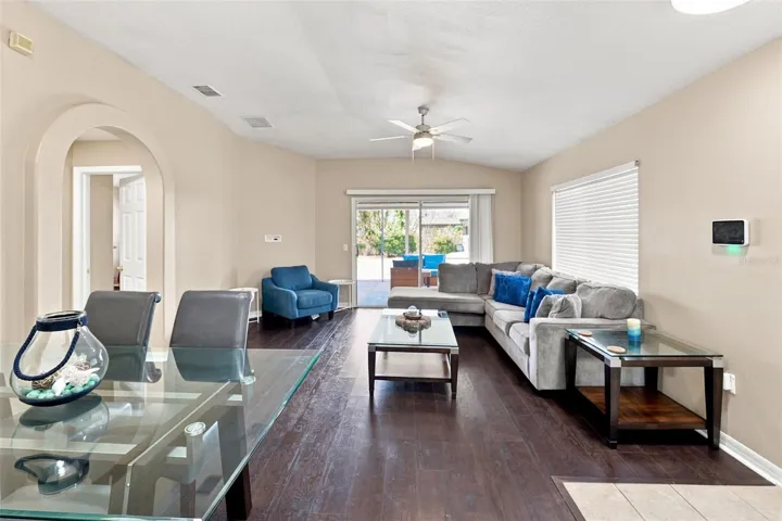 Bright & Spacious Living