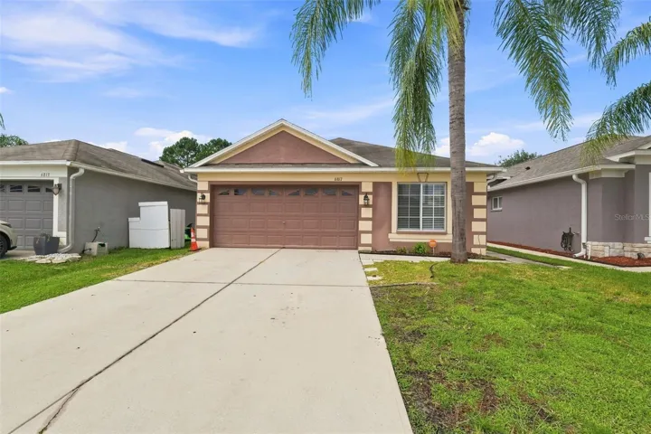 Charming Wesley Chapel Living