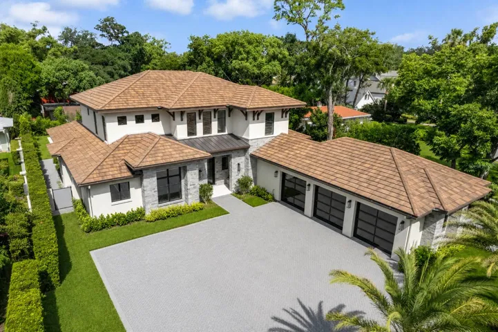 901 Golfview Terrace