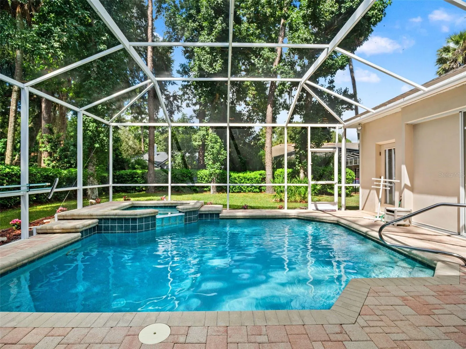 pool