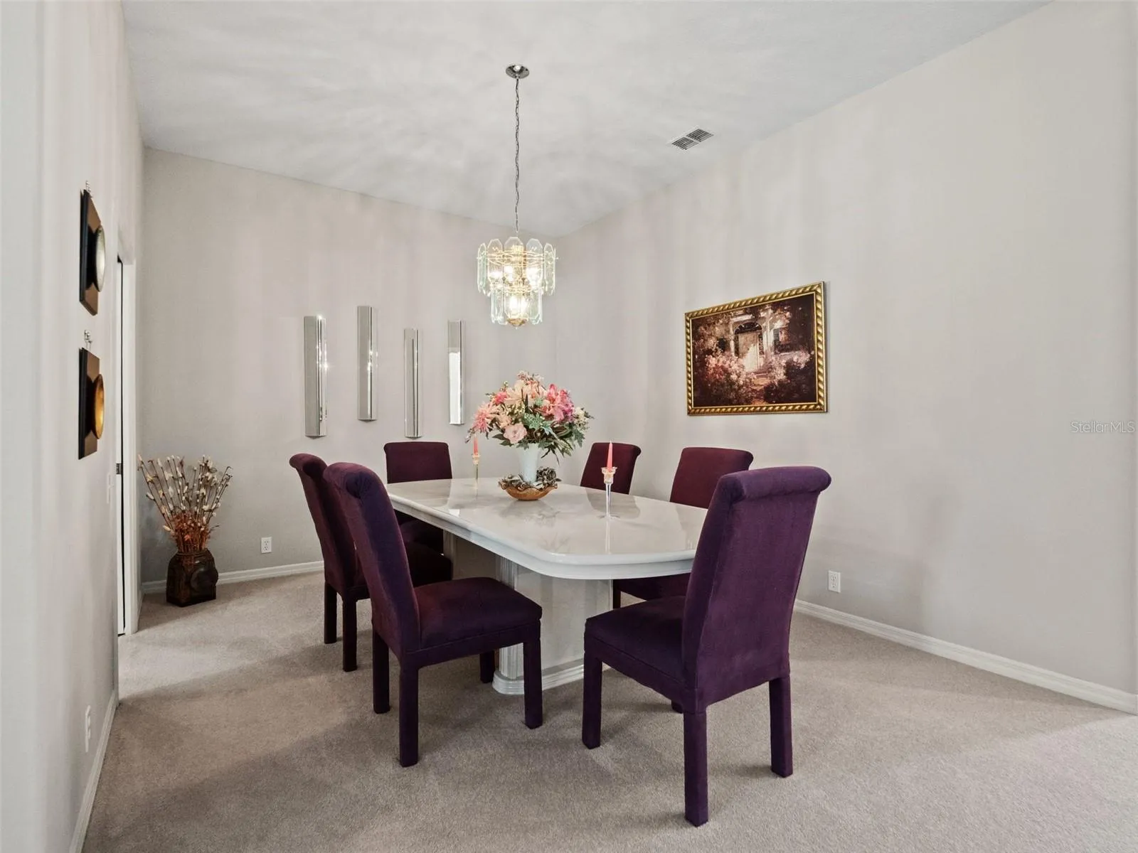 formal dinning room