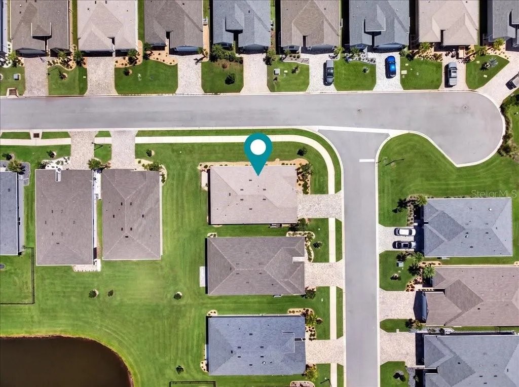 Oversized corner lot