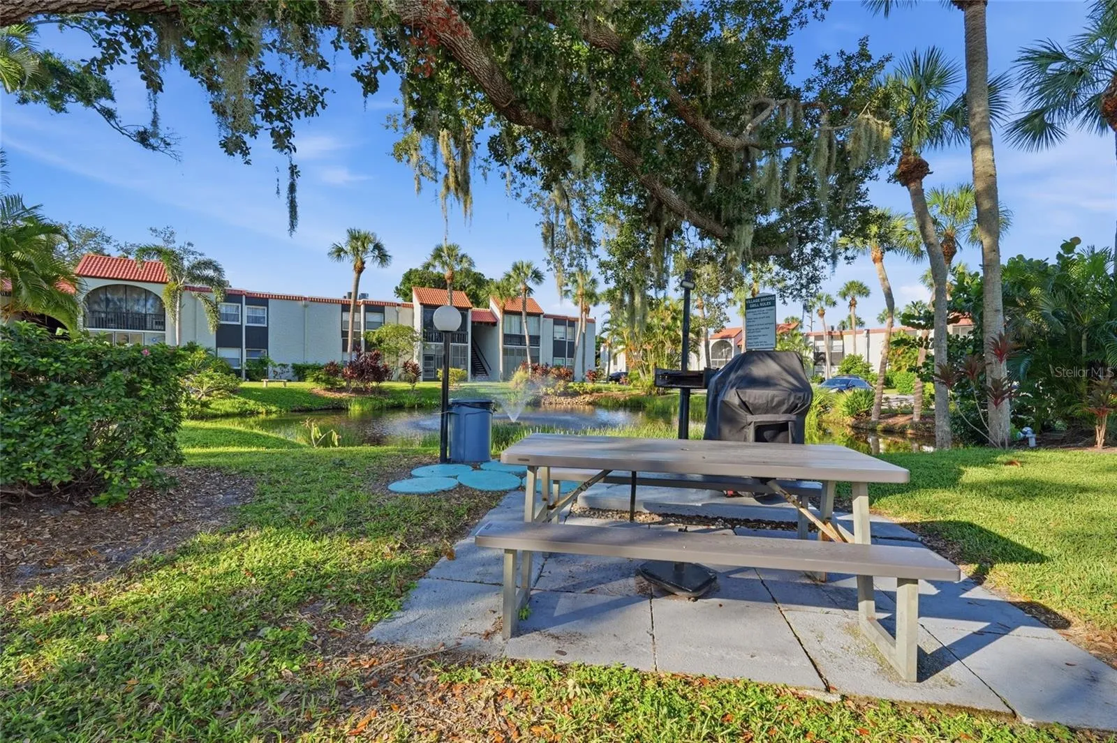 grill area