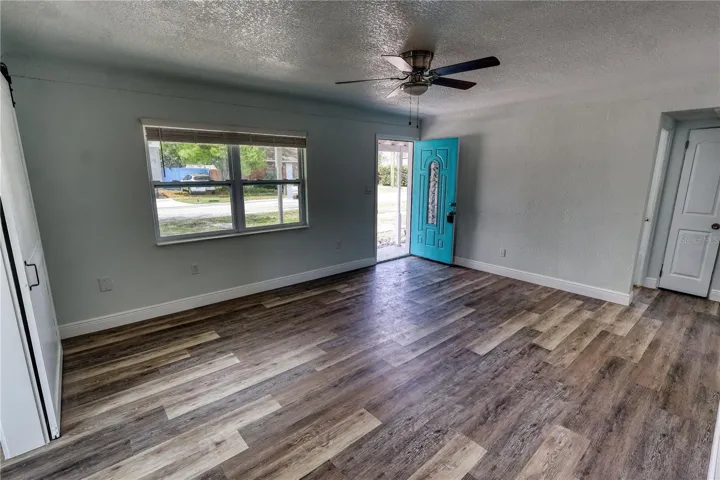 Main House Entry/Living Room