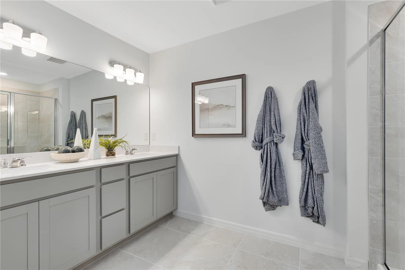 Model Home Design Only. Pictures and furnishings are for illustrative purposes only. Elevations, colors and options may vary. Furniture is for model home staging only.