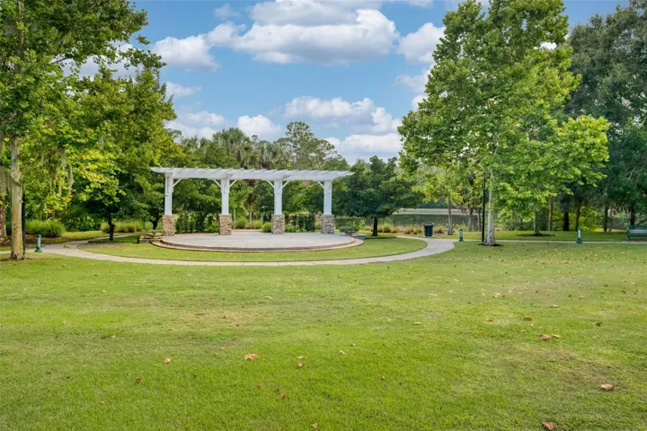 Artisan Park Green Space