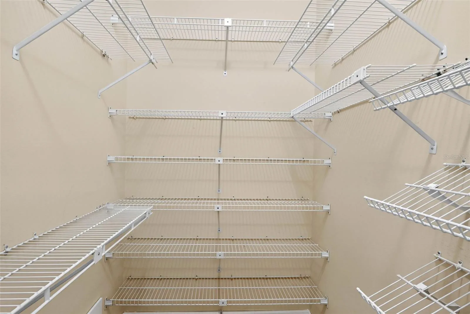 walk in closet